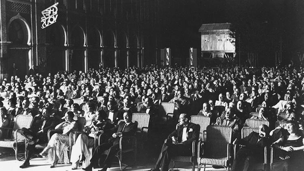Показ на первом в мире кинофестивале в Венеции, 1932. Источник: www.labiennale.org