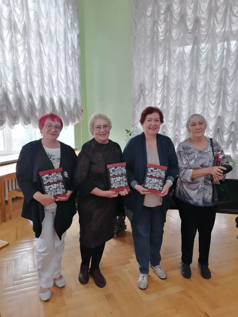 «Свидетели времени»: В Твери на народные деньги издали книгу о журналистах