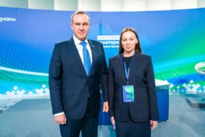Обложка статьи для журнала Журналист с Региной Валиевой